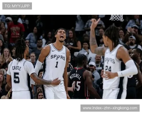 马刺主帅点名表扬:关键球+防守覆盖,文班就是答案 马刺主帅点名表扬:关键球+防守覆盖,文班就是答案