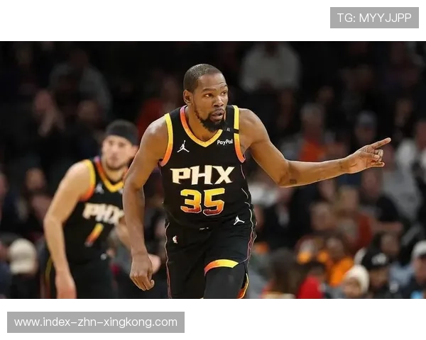 比尔缺阵后战术改造:主教练被迫创新 比尔缺阵后战术改造:主教练被迫创新