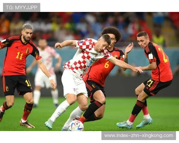 UFC 冷门诞生!黑马暴揍冠军 UFC 冷门诞生!黑马暴揍冠军