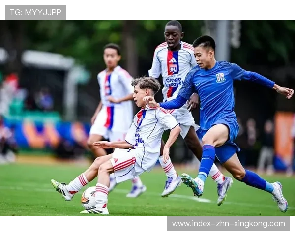 上海申花的整体推进像精密钟表般协调 上海申花的整体推进像精密钟表般协调