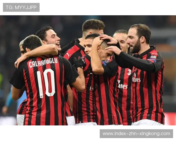 AC米兰的防线：在比赛中多次化解对手的进攻的艺术