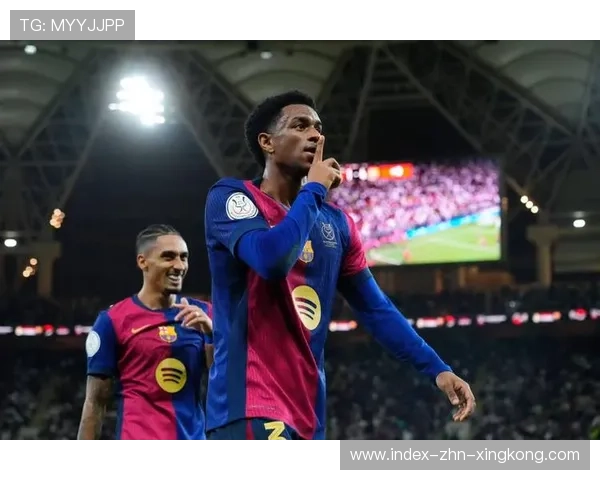 巴萨亨里克快速反击推射成功:速度与信念在草地上的绽放 巴萨亨里克快速反击推射成功:速度与信念在草地上的绽放